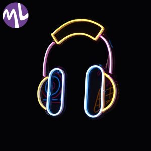 تابلو طرح هدفون